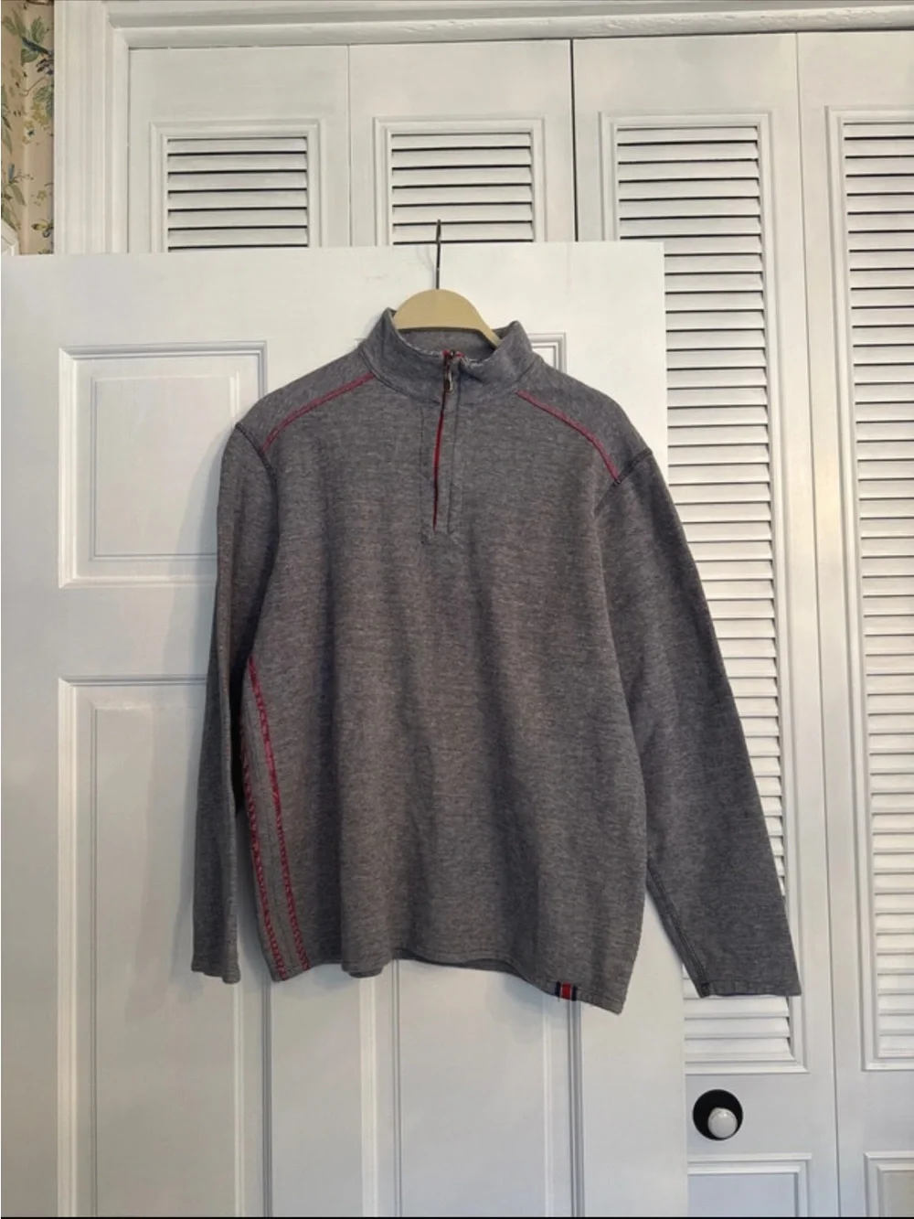 The Black Dog Men's Grey Quarter- Zip Large